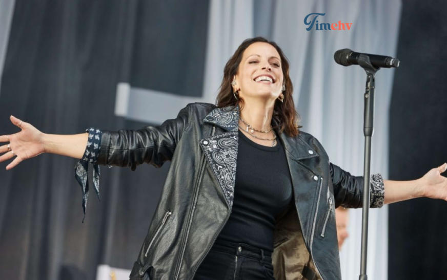 Stefanie Kloß ungeschminkt: Ein natürlicher Blick auf die Sängerin